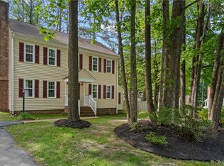 425 Wadsworth Dr, North Chesterfield, VA 23236
