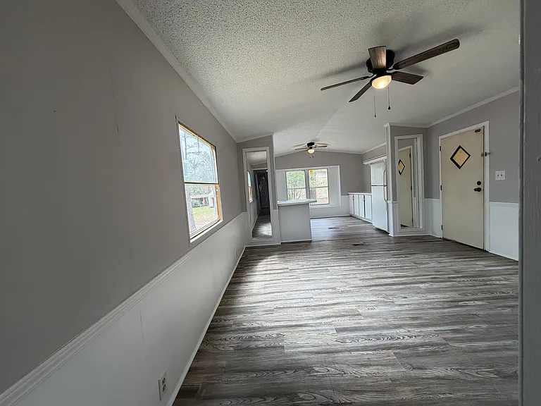 115 Glory Ln — Photo 5