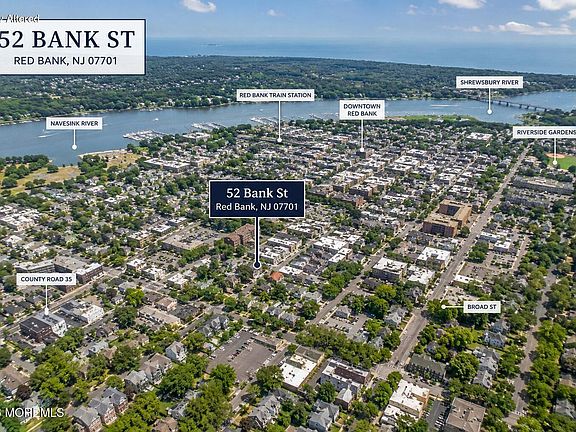 2nd image of 52 Bank Street