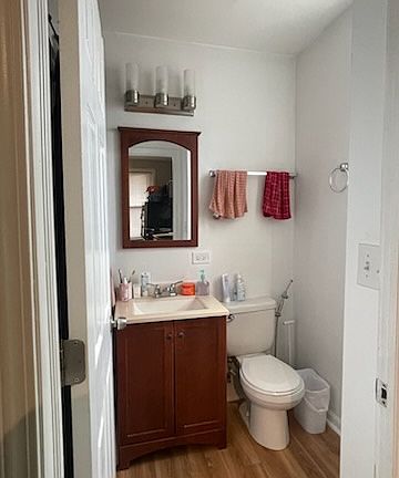 5th image of 1706 W 17th St #C2