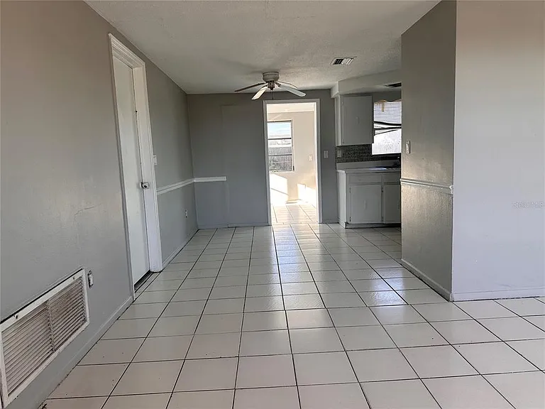 3215 Bright Dr — Photo 12