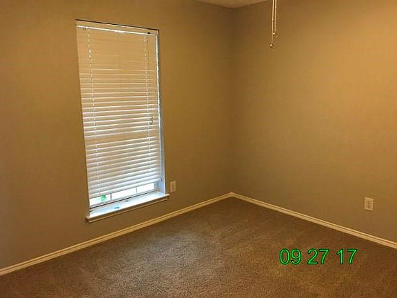 5th image of 1719 Hope Town Dr