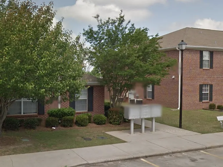 56 Deerfield Ct #56 — Photo 4