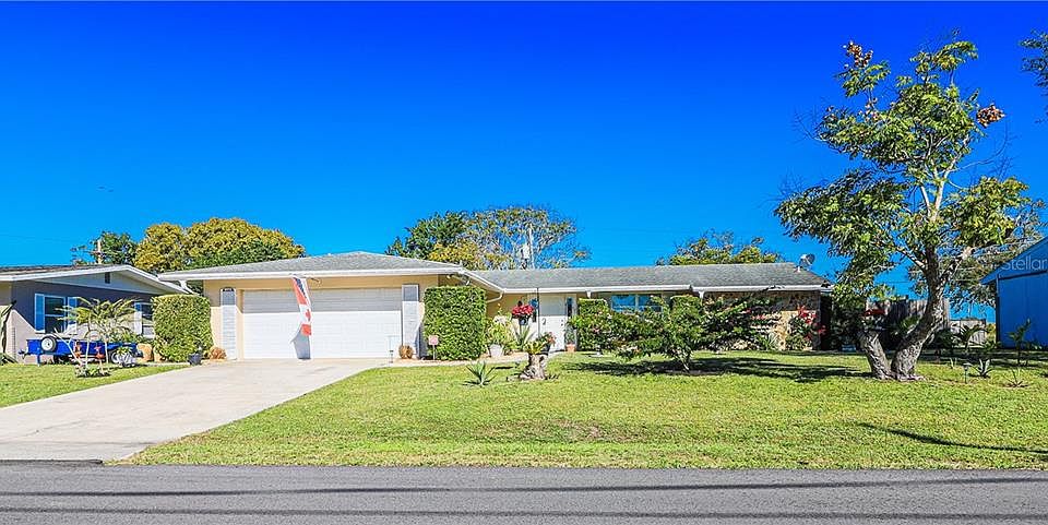 1st image of 122 Barre Dr NW