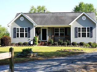 860 Bear Rd, Benson, NC 27504