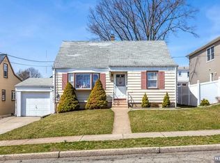 145 Hopper St, Hackensack, NJ 07601