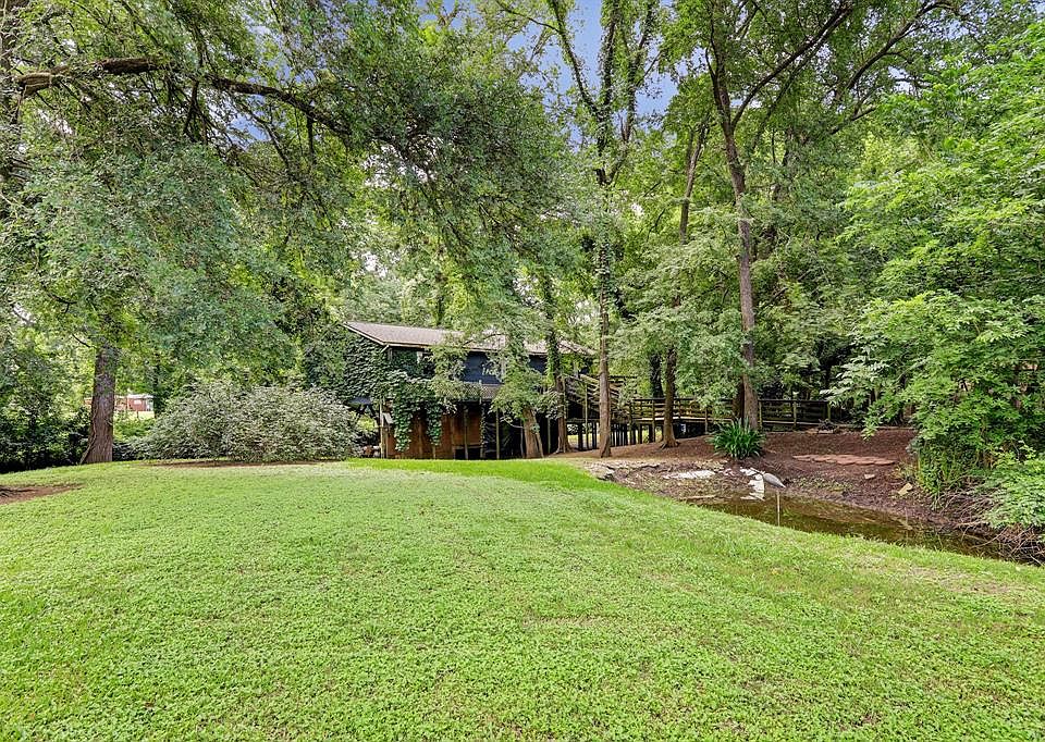 1st image of 3731 River Crest Ln