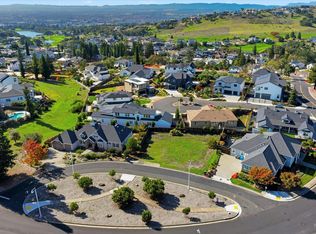 3639 Turnberry Cir, Santa Rosa, CA 95403
