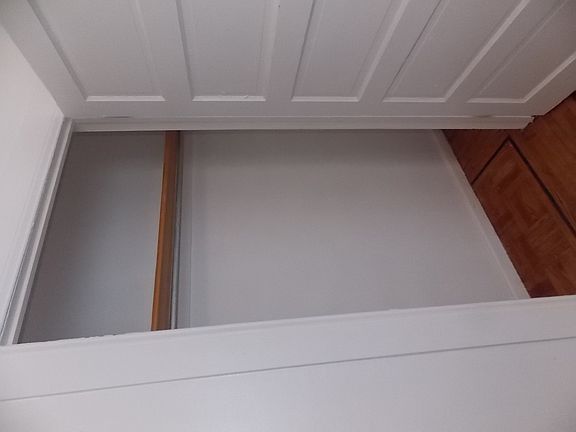 5th image of 371 Macdonough St APT 2