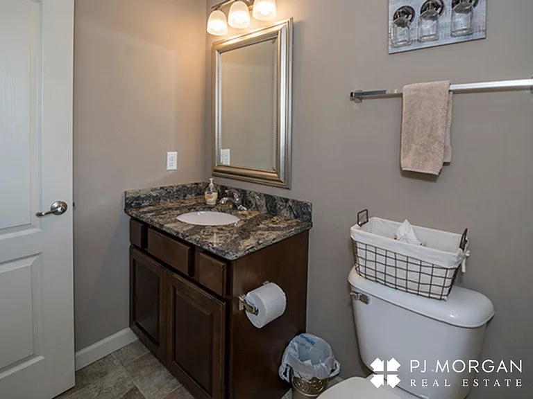 17214 Meredith Ave — Photo 4