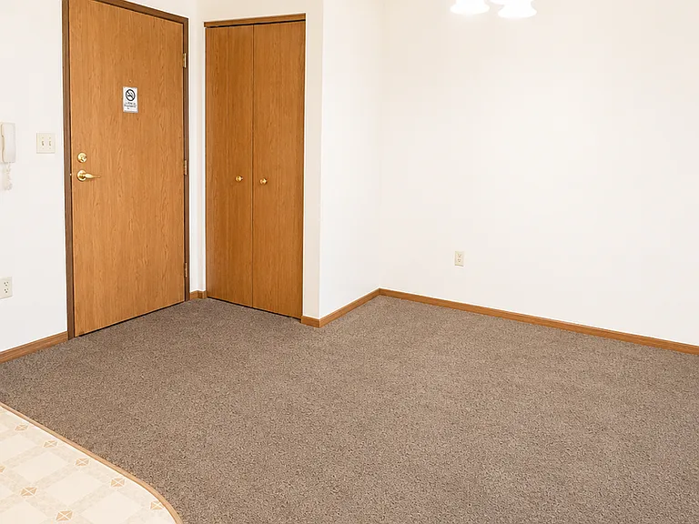 1001 Grandview Ave — Photo 5