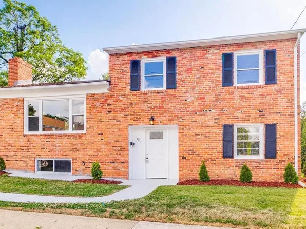 900 S Wakefield St, Arlington, VA 22204