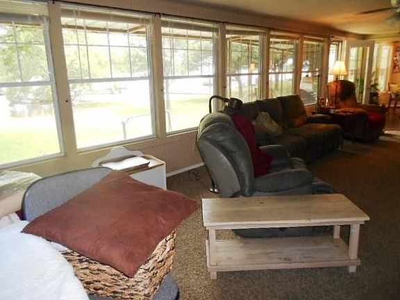 4th image of 330 County Road 565