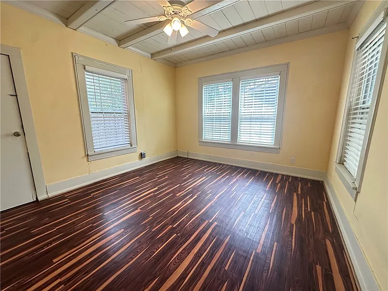 131 Dell Ave — Photo 14