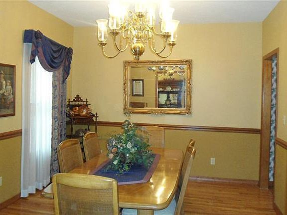 5th image of 1450 Briarwood Dr