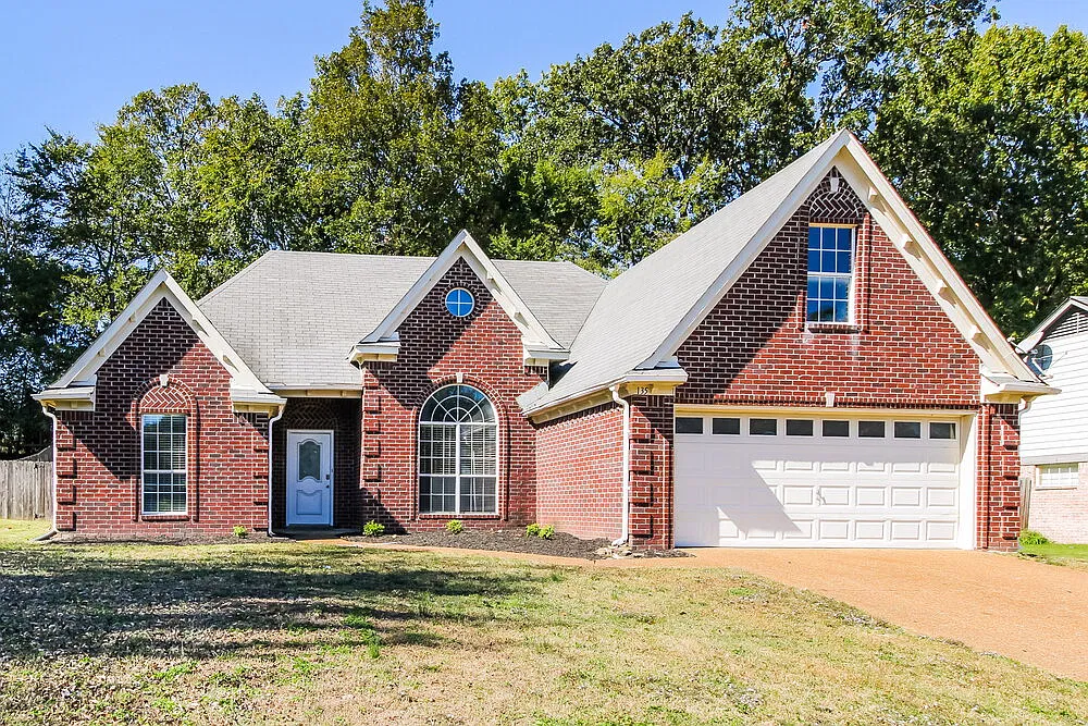 3 bed, 2.0 bath, 1612 sqft, $1,845 — Photo 4
