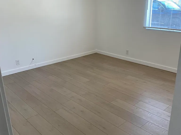 4847 E Cambridge Ave #2 — Photo 3