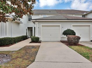 862 Southern Creek Dr, Saint Johns, FL 32259