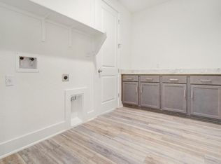 1845 Donetto Dr, Leander, TX 78641
