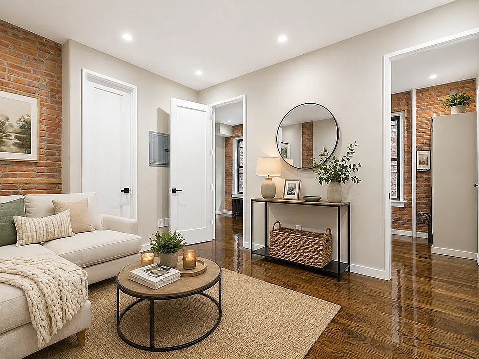 1st image of 140 E 17th St #24