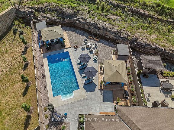 3rd image of 780 Keinouche Pl