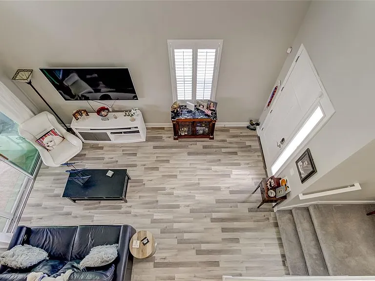 426 Birdsong Ln — Photo 17