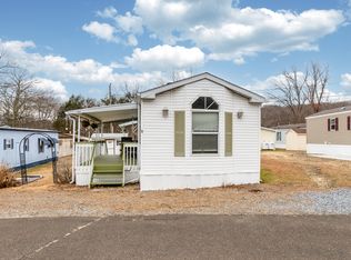 108 Clark Rd TRAILER 18, Naugatuck, CT 06770