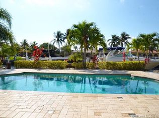 1526 SE 11th St, Deerfield Beach, FL 33441