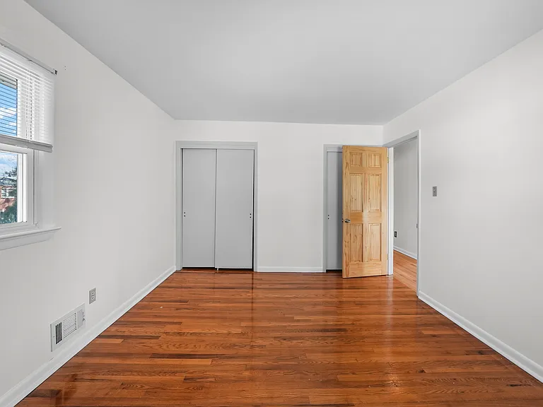 895 Patton St — Photo 12