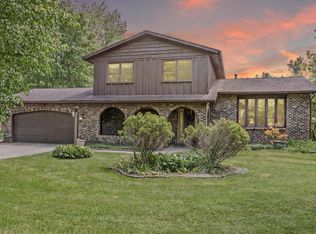 14104 Day Rd, Mishawaka, IN 46545