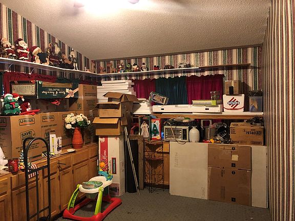 3rd image of 14737 Fawn Dr