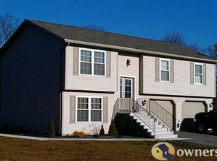5 Camelot Ln, Newville, PA 17241
