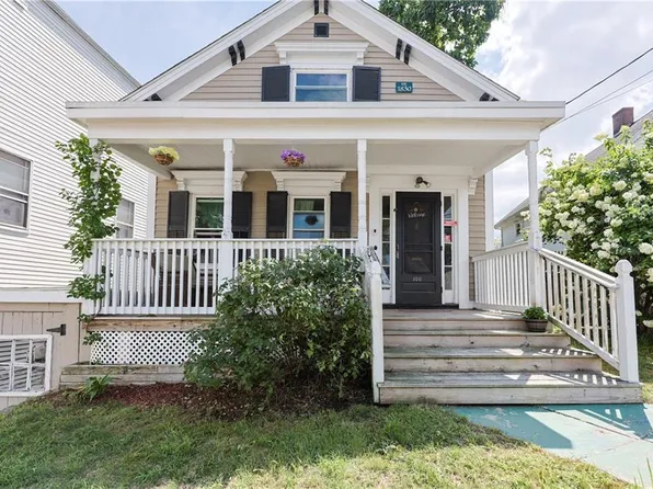 100 Prospect St, Manville, RI 02895