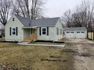 2504 E Royerton Rd, Muncie, IN 47303