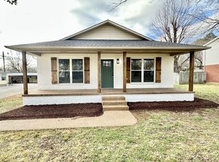 709 S Russell St, Portland, TN 37148