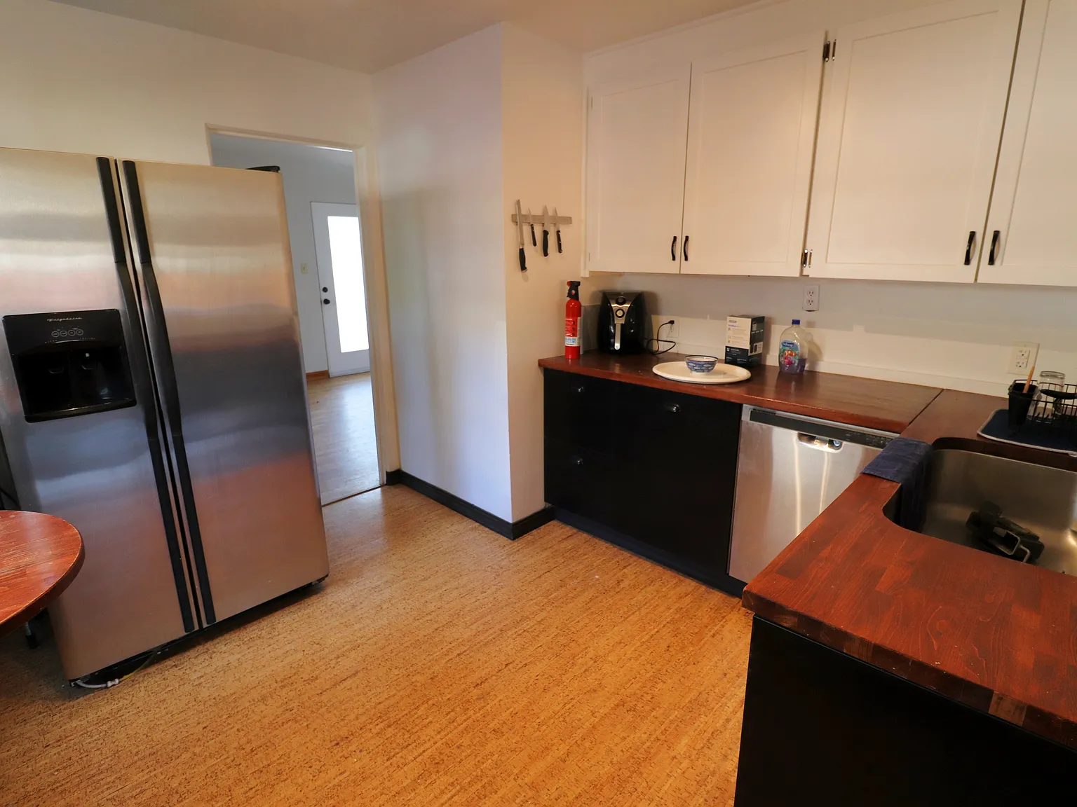2 bed, 1104 sqft, $2,200 — Photo 4