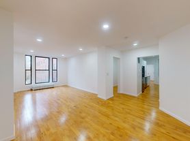 749 W End Ave, New York, NY