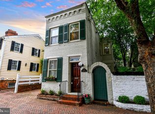305 N Saint Asaph St, Alexandria, VA 22314