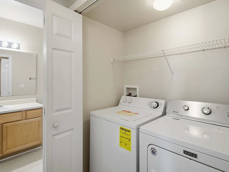1015 Villagio Cir #201 — Photo 26