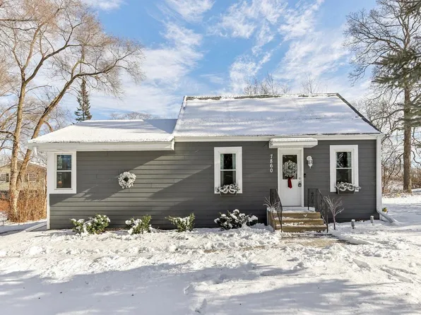 7860 South North Cape ROAD, Franklin, WI 53132