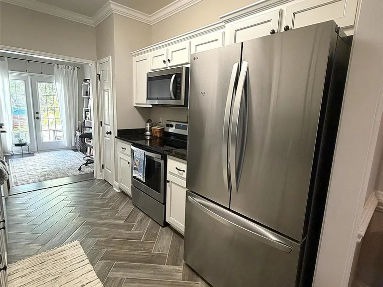 4198 Pickering Dr — Photo 8