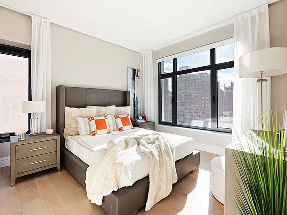 4th image of 181 E 28th St #1401