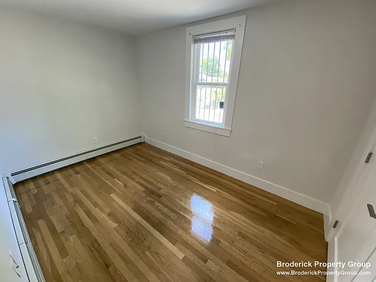 31 South St #B4 — Photo 8
