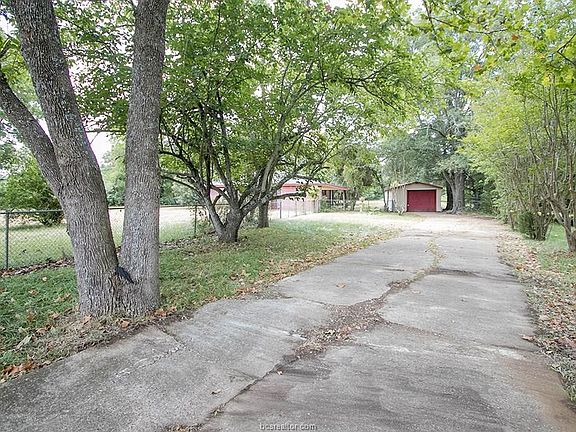 5th image of 5503 Highway 36 N