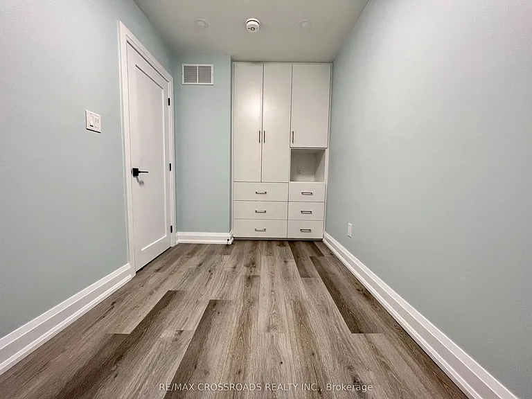 25 Glenside Ave #2 — Photo 11