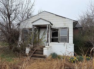1017 E 10th St, Pawhuska, OK 74056