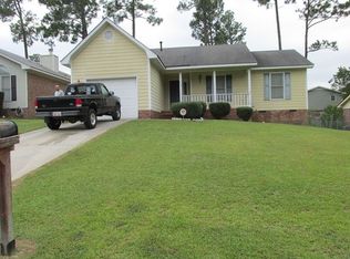 612 Daharan Dr, Fayetteville, NC 28314