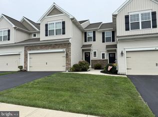 1692 Haralson Dr, Mechanicsburg, PA 17055