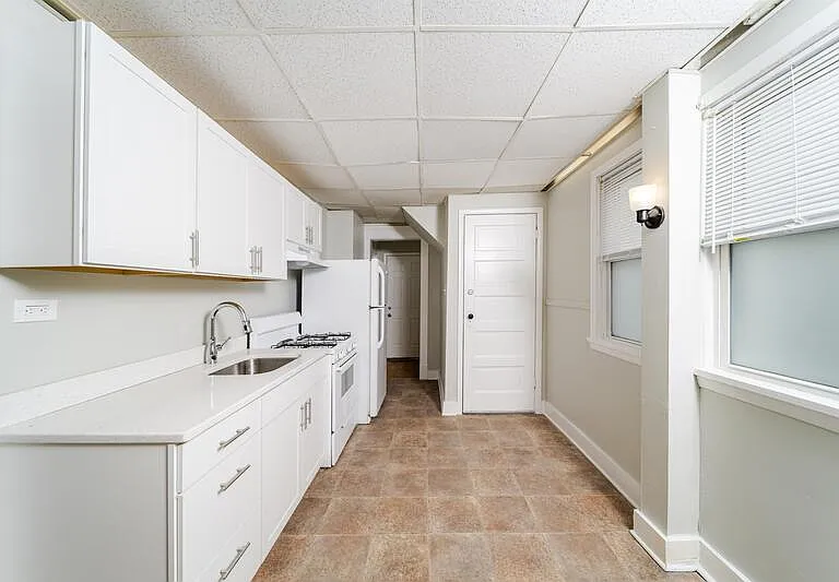 504 Morris St #1 — Photo 1