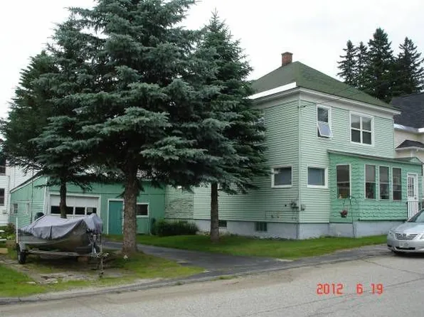 27 Devens St, Berlin, NH 03570